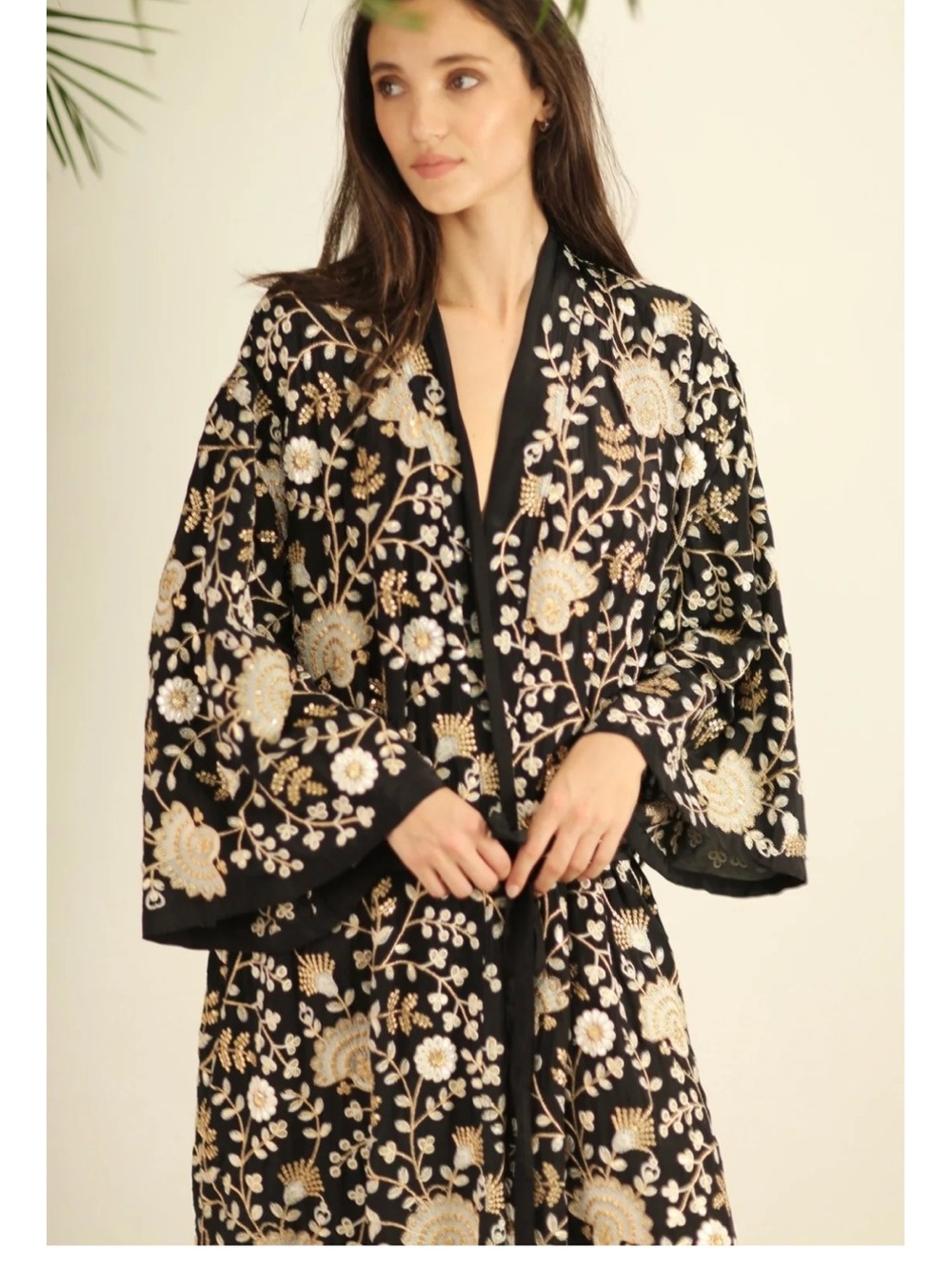 Momo New York PAN FLOWER EMBROIDERED CHIFFON SILK Robe